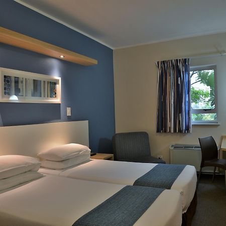 Road Lodge Cape Town International Airport Exteriör bild
