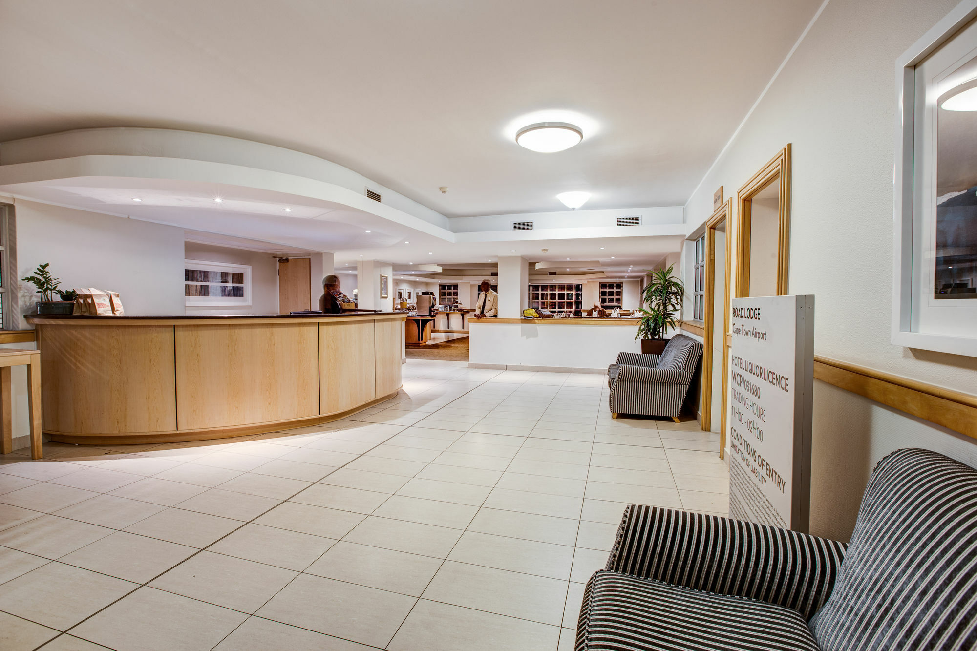 Road Lodge Cape Town International Airport Exteriör bild